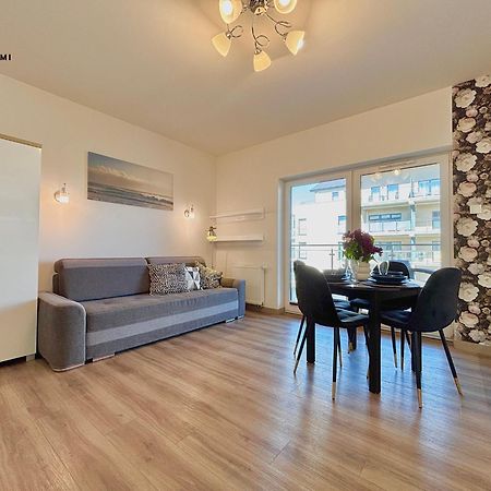 Pod Brzozami Apartamenty 5 Morz Ustronie Morskie Exteriör bild